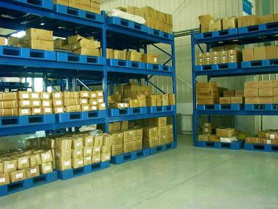 東莞中堂重型貨架設(shè)備倉儲(chǔ)貨架直銷服務(wù)與常平模具貨架、長(zhǎng)安貨架廠產(chǎn)品指南